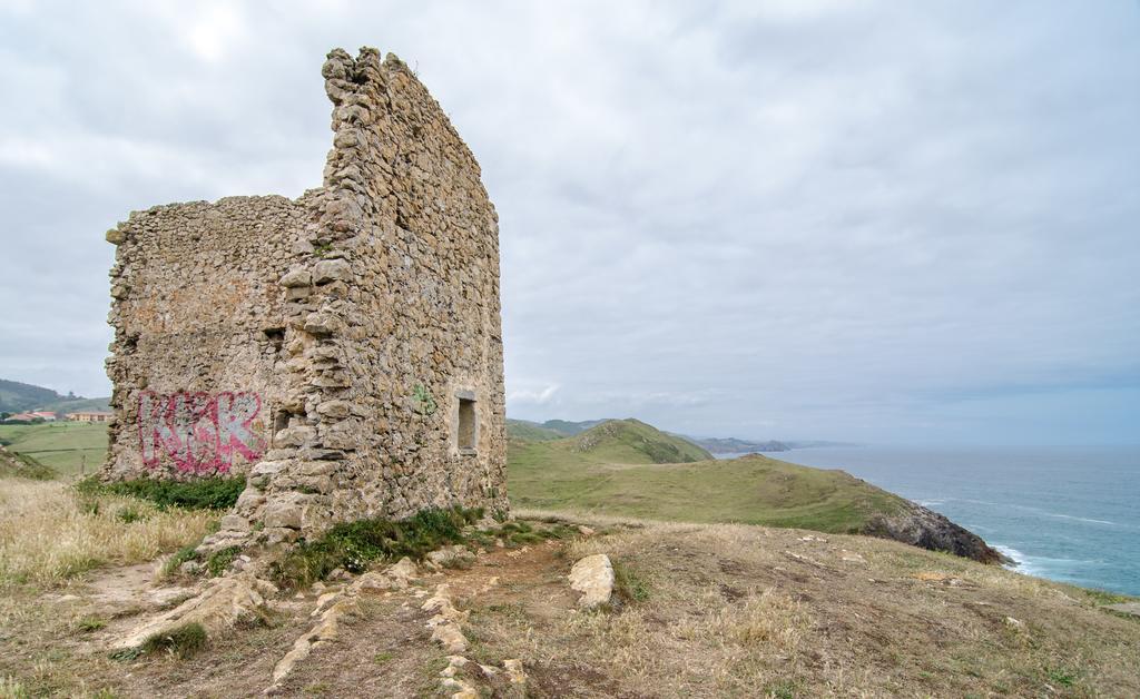 Posada Punta Ballota Suances Exterior foto